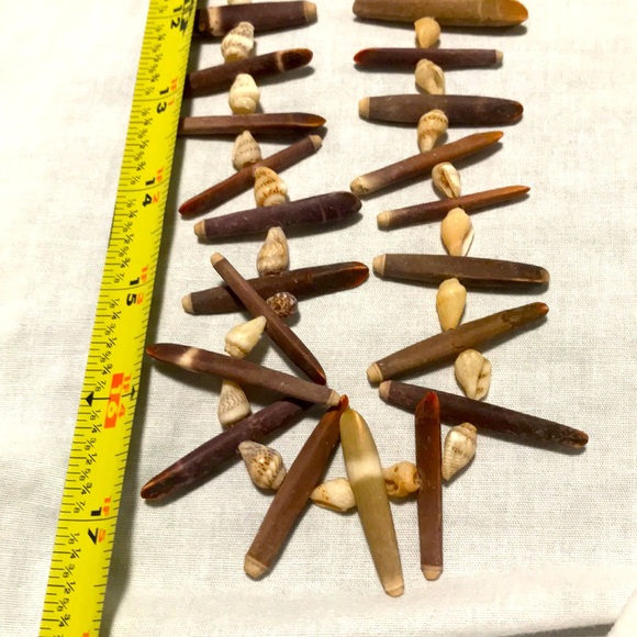 Vintage shell necklace - Picture 3 of 3